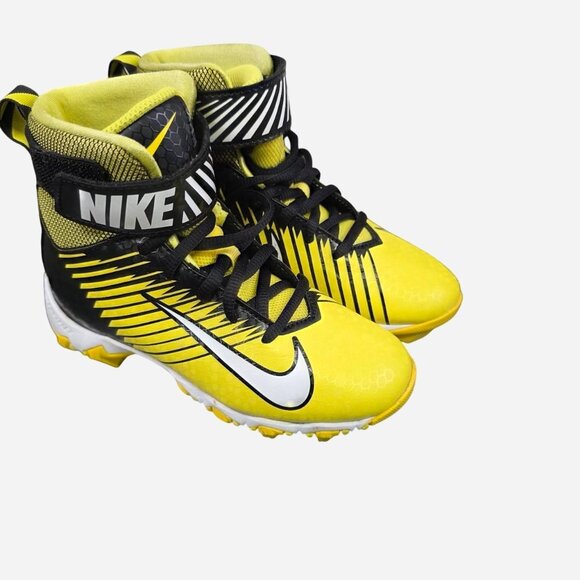 Nike Youth Strike Shark BG Yellow Football Cleats, Size: 12C - Picture 2 of 7